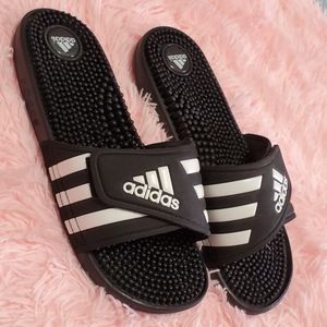 Womens Adidas slides size 9 without box